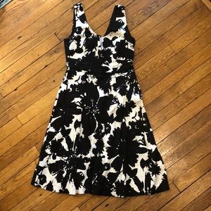 Ann Taylor black and white floral dress